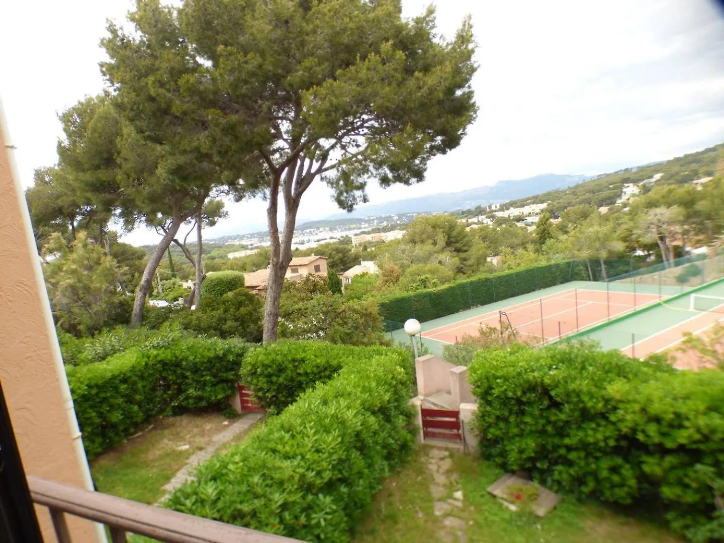 Residence Avec Piscine, Vue Mer, Tennis, Boulodrome, Acces A La Plage. Saint-Mandrier-sur-Mer